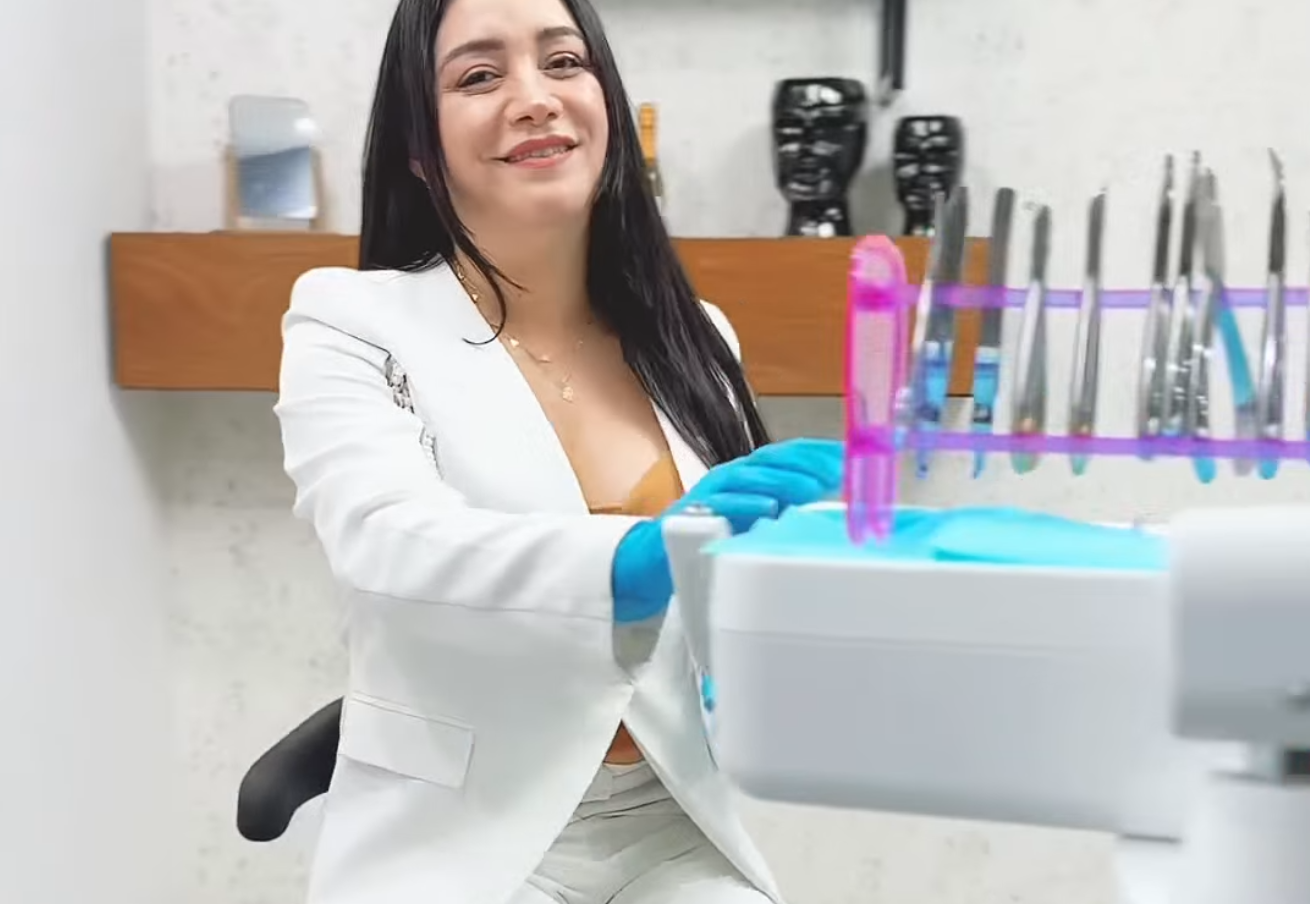Dra. Susan en Consulta